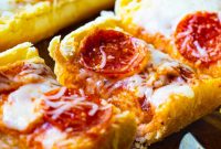 Garlic Bread Pizza: Crispy Cheesy Pizza with Garlic Butter Crust