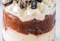 No-Bake Oreo Parfait: Creamy Layered Dessert Recipe