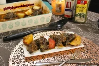 Oven-Baked Steak with Roasted Red Potatoes: Simple Weeknight Recipe