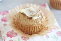 Moist Carrot Muffins with Cinnamon and Maple Glaze