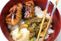 Japanese Salmon Donburi: Authentic Salmon Rice Bowl Recipe