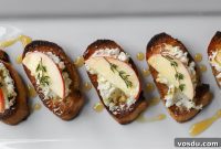 Apple & Goat Cheese Crostini Recipe for Elegant Appetizers
