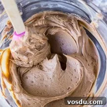 Perfect Buttercream Frosting Recipe: Step-by-Step Guide 8 img 2351 7
