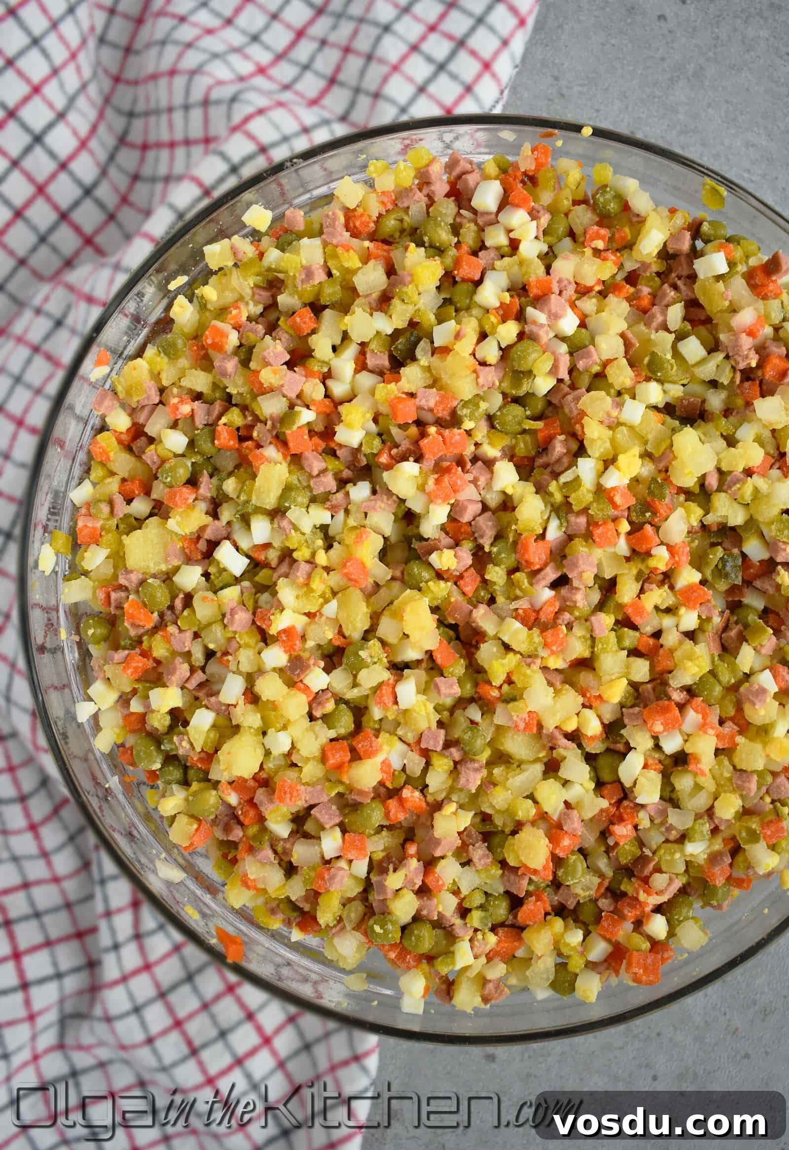 Olivier (Ukrainian Potato Salad) Recipe — Classic Olivye Salad 7 img 2866 6