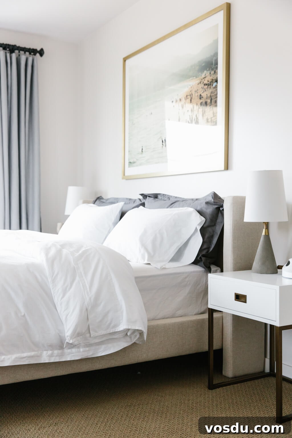 Modern Minimalist Bedroom Makeover with Havenly Design Ideas 3 My modern and minimalist bedroom design and decor. My interior design style is a blend of minimalism, mid-century modern, Scandinavian and SoCal vibes.