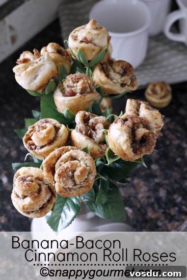 Banana Bacon Cinnamon Roll Roses: Sweet Savory Pastry Blossoms 3 Banana Bacon Cinnamon Roll Roses (@snappygourmet.com)