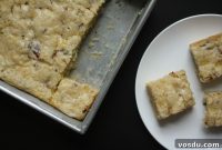 Summer Fruit Cobbler Cake Recipe: Juicy Berry and Peach Delight