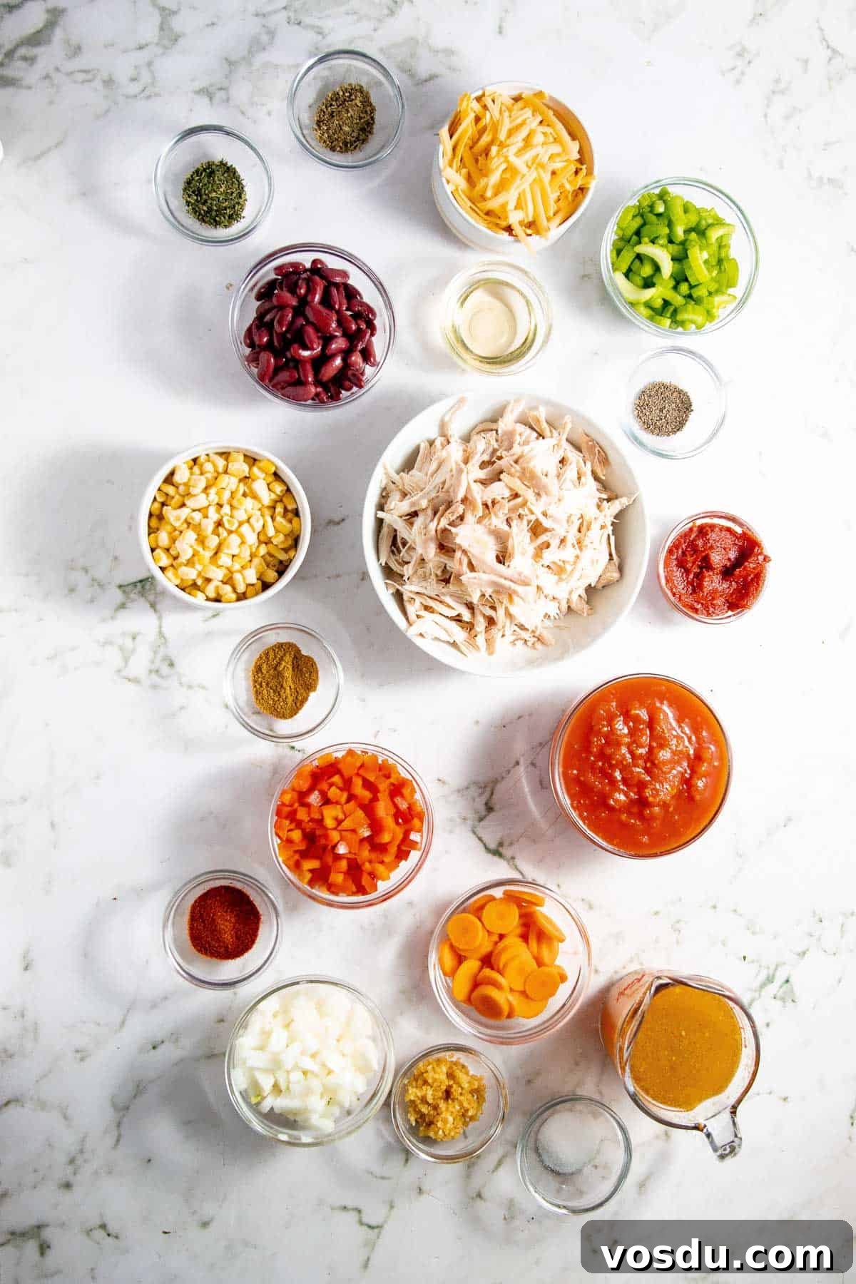 Creamy Chicken Enchilada Soup Recipe for Cozy Weeknight Dinners 3 The ingredients for a chicken fajita bowl.