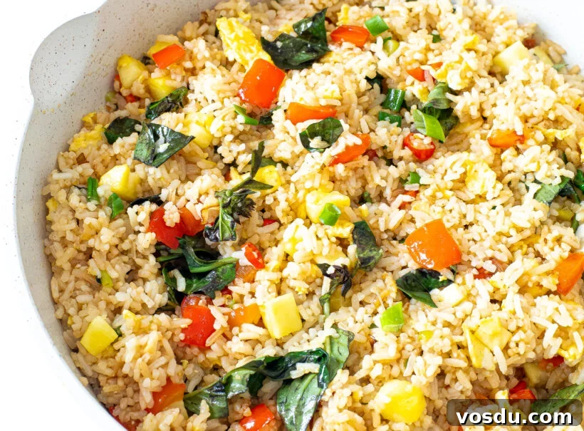 Authentic Thai Pineapple Fried Rice Recipe with Shrimp and Cashews 20 img 76374 22