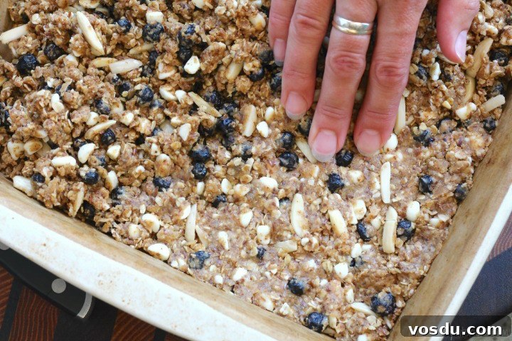 No-Bake Blueberry-Almond Oatmeal Bars with White Chocolate Recipe {www.TwoHealthyKitchens.com}