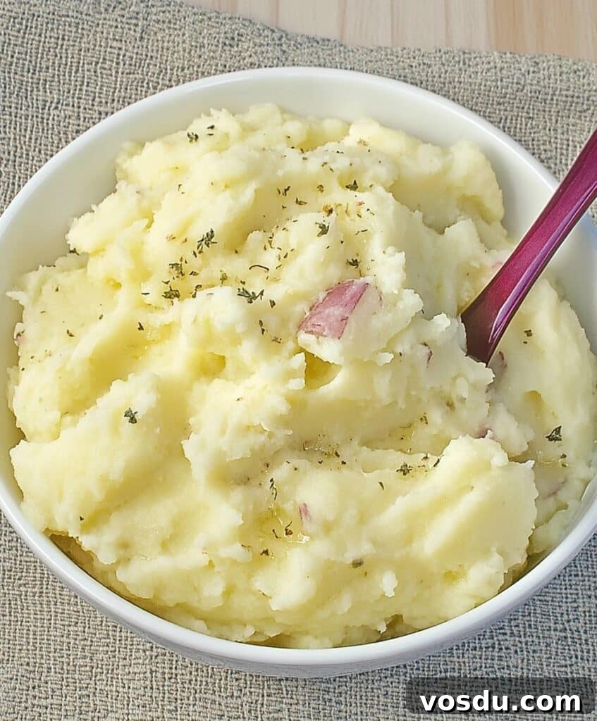 Classic Southern Mashed Potatoes with Buttery Garlic Flavor 2 img 83318 1