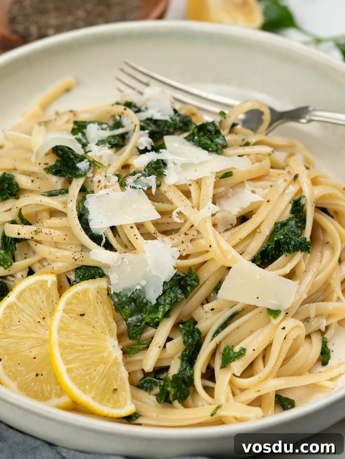Zesty Lemon Kale Pasta Recipe for Light Weeknight Dinners 2 Linguine tossed in a light lemon garlic sauce and kale