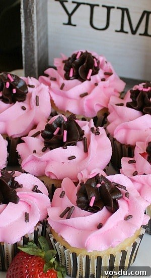 Strawberry Buttercream jar.